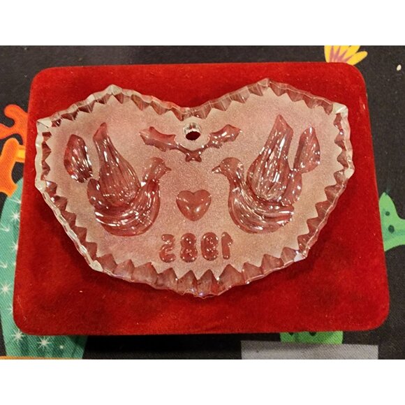 1985 Waterford 2 Turtle Doves Heart-Shaped  Crystal Ornament - Picture 2 of 4